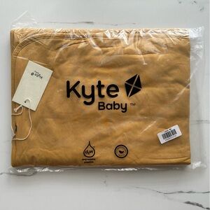 NWT Kyte Baby Marigold Baby Blanket
